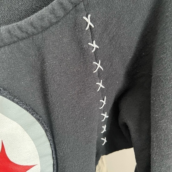 7 for $30 Steelers Touch by Alyssa Milano Sweatshirt - Picture 2 of 8